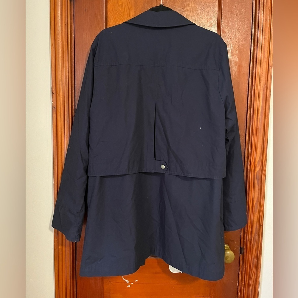 London Fog Limited Edition Jacket - Dark Blue and Light Tan Trim Size S - Picture 11 of 12